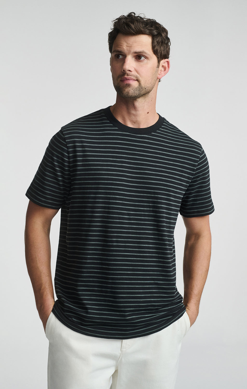 STRIPED SHORT SLEEVE CREW NECK T-SHIRT IN JET BLACK - Mavi Jeans