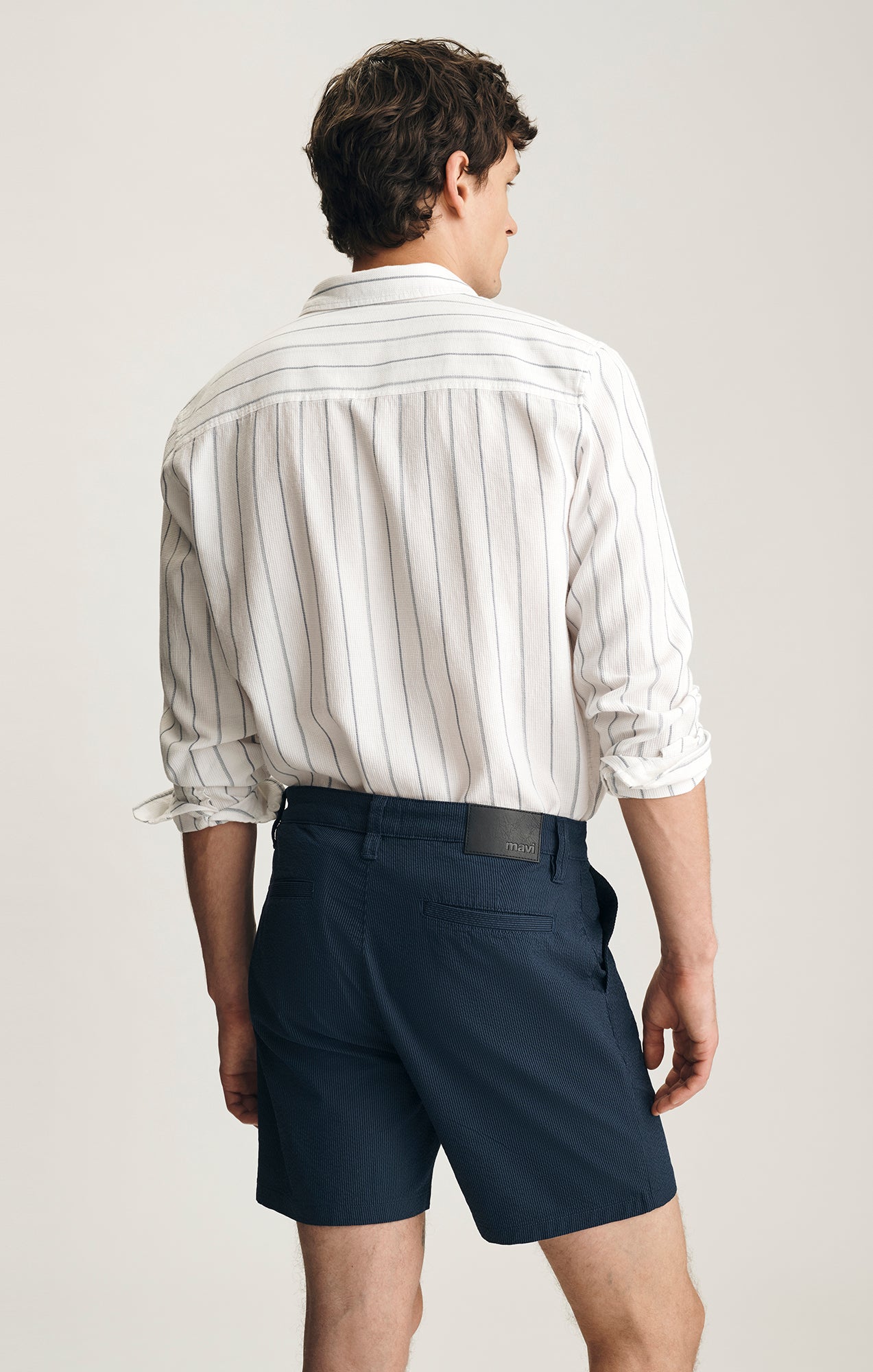 NATE CHINO SHORTS IN NAVY STRIPE SEERSUCKER - Mavi Jeans