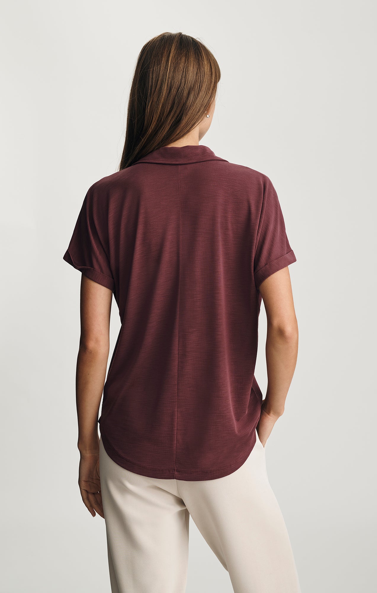 LUXE TOUCH TENCEL™ BUTTON-UP T-SHIRT IN SASSAFRAS - Mavi Jeans