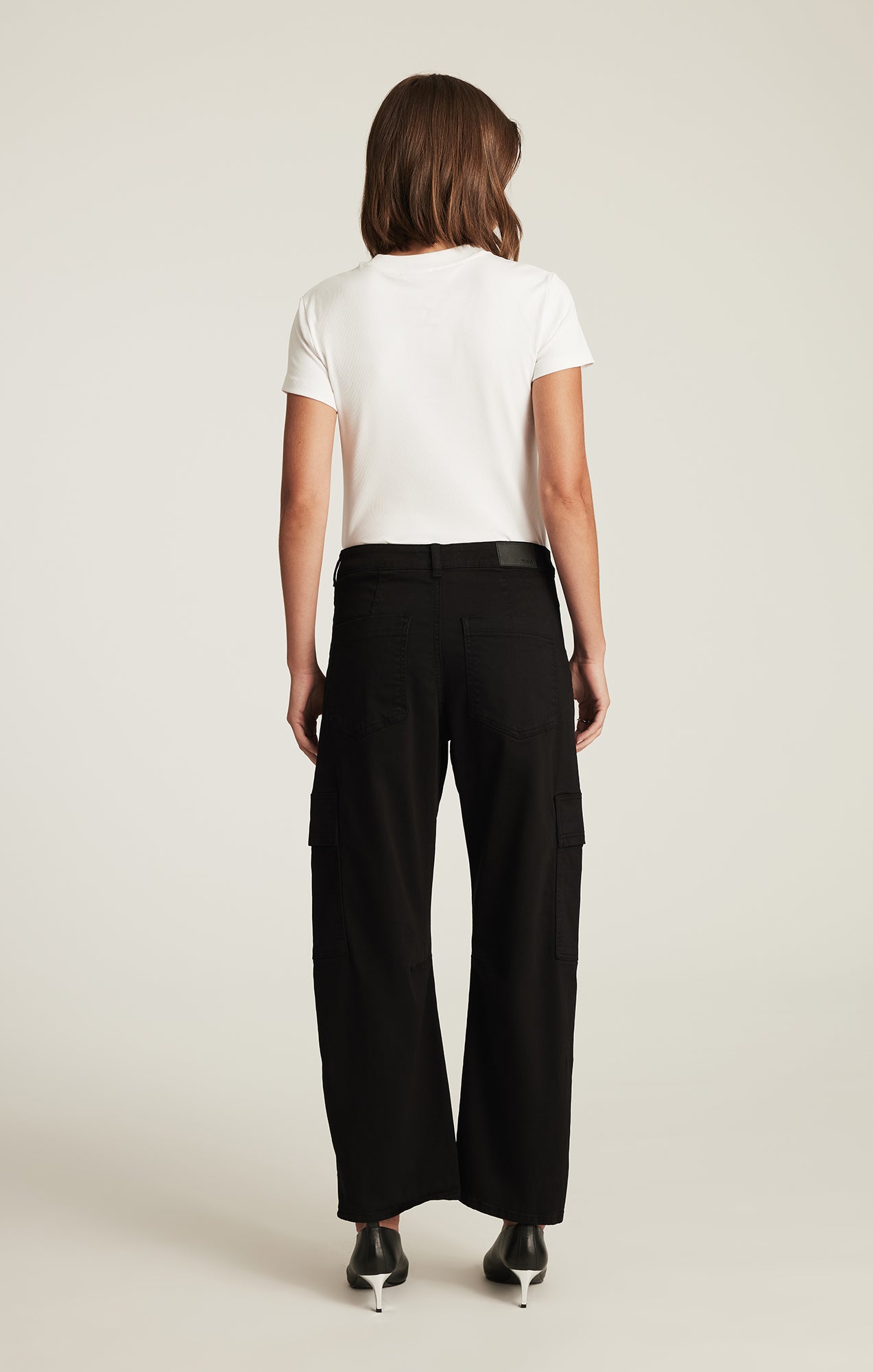 VINNIE BARREL CARGO IN BLACK CASUAL TWILL - Mavi Jeans