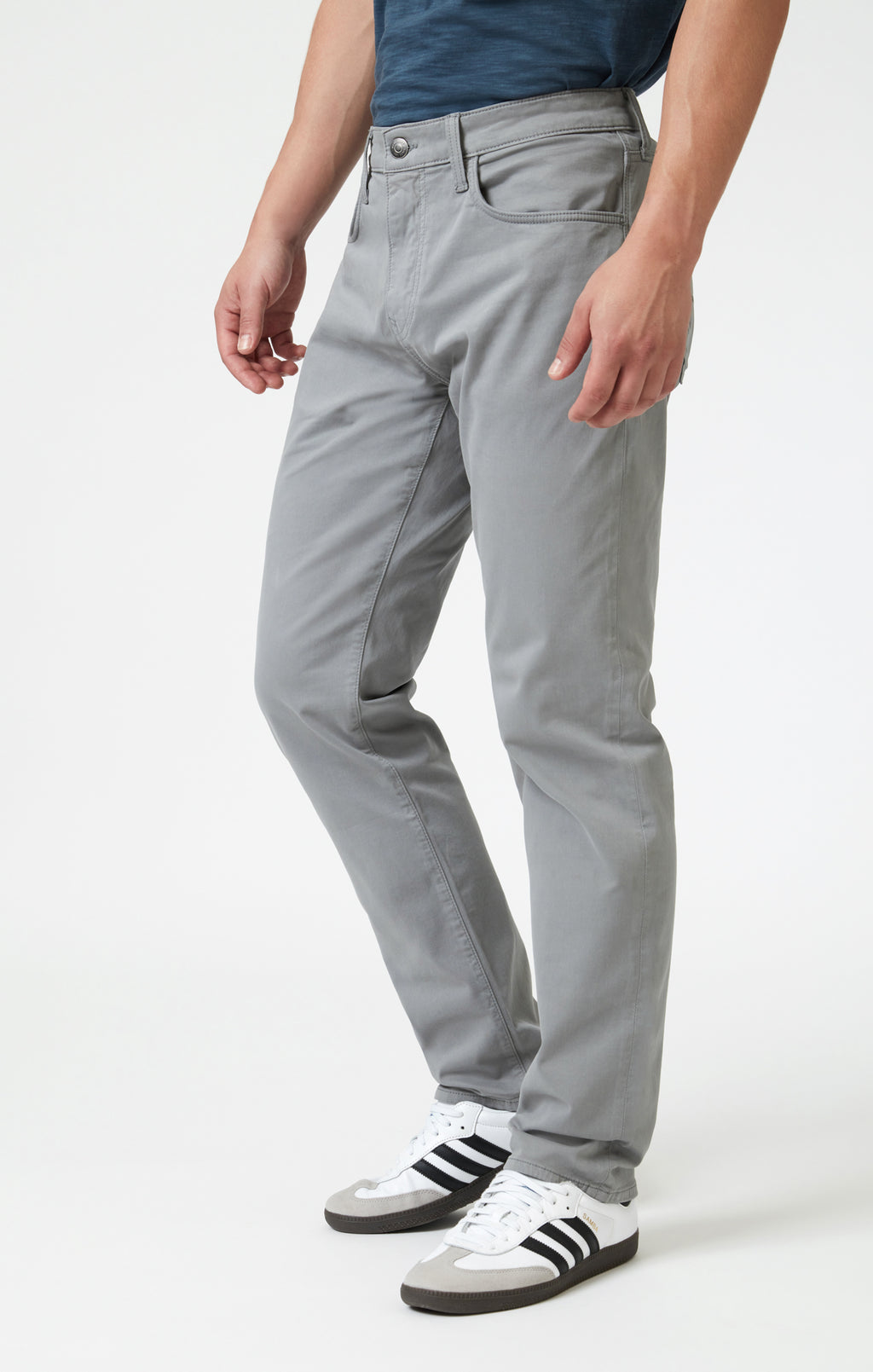 ZACH STRAIGHT LEG IN ULTIMATE GREY CASUAL TWILL - Mavi Jeans