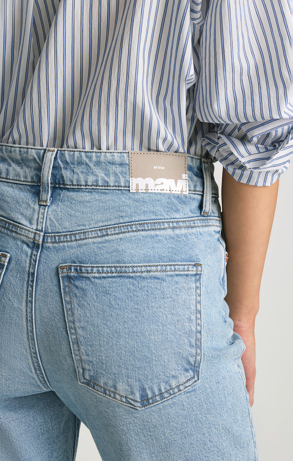 NEW YORK STRAIGHT LEG IN LIGHT BRUSHED CLASSIC BLUE - Mavi Jeans