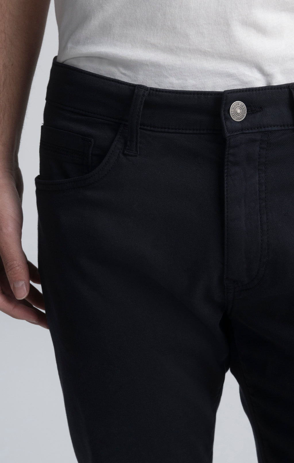 MARCUS SLIM STRAIGHT LEG IN DARK MIDNIGHT CITY - Mavi Jeans