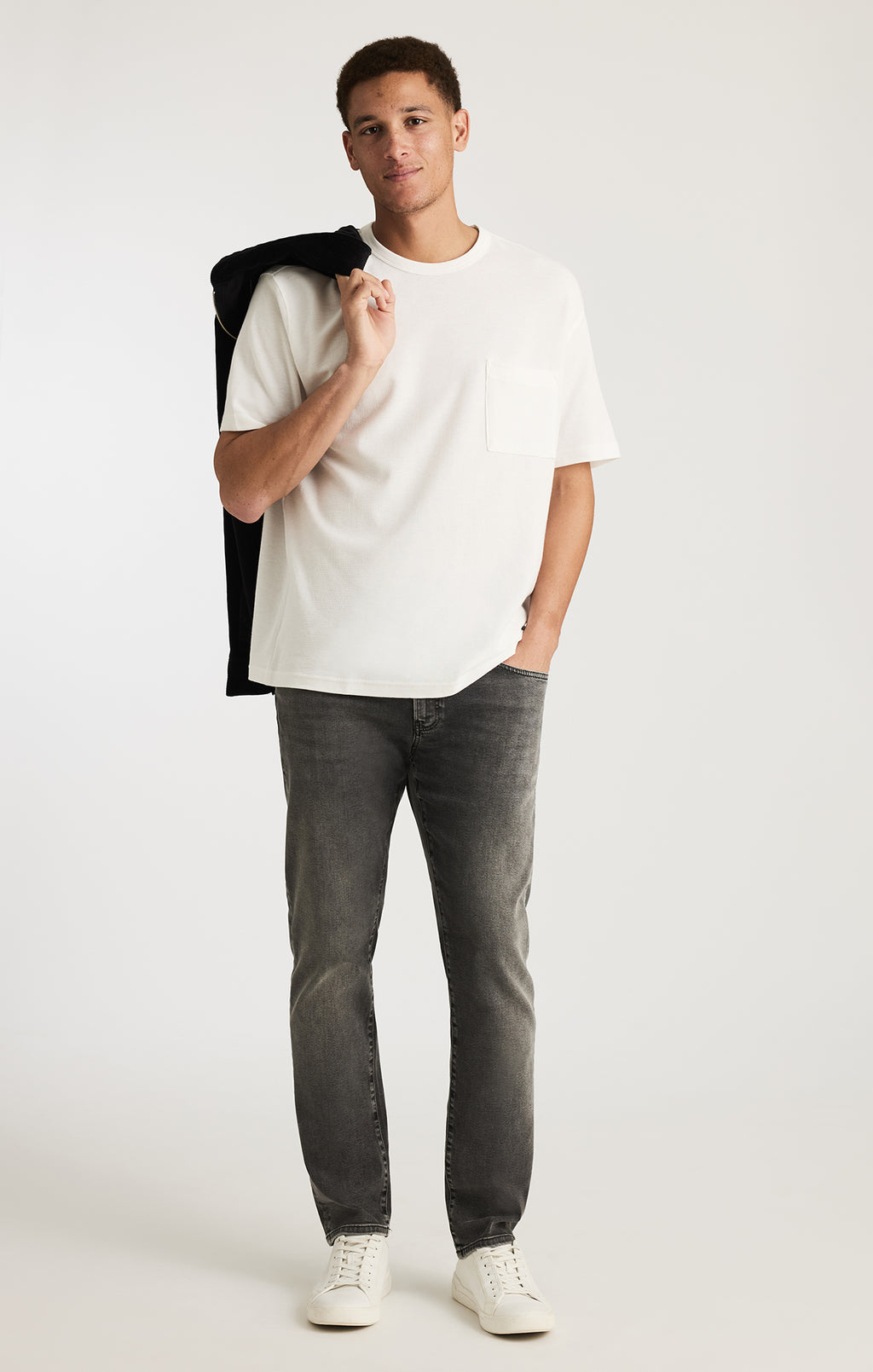 EDITION POCKET T-SHIRT IN ANTIQUE WHITE