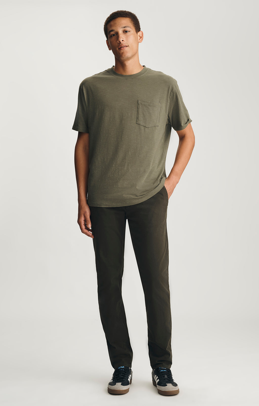 SLUB POCKET T-SHIRT IN GRAPE LEAF