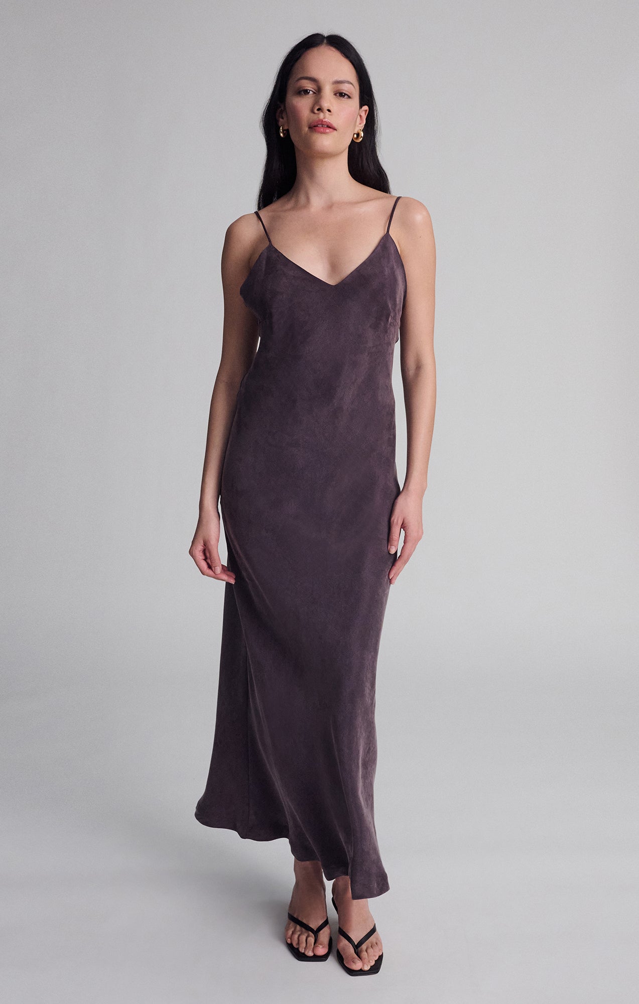V-NECK TENCEL™ MAXI DRESS IN PLUM PERFECT - Mavi Jeans