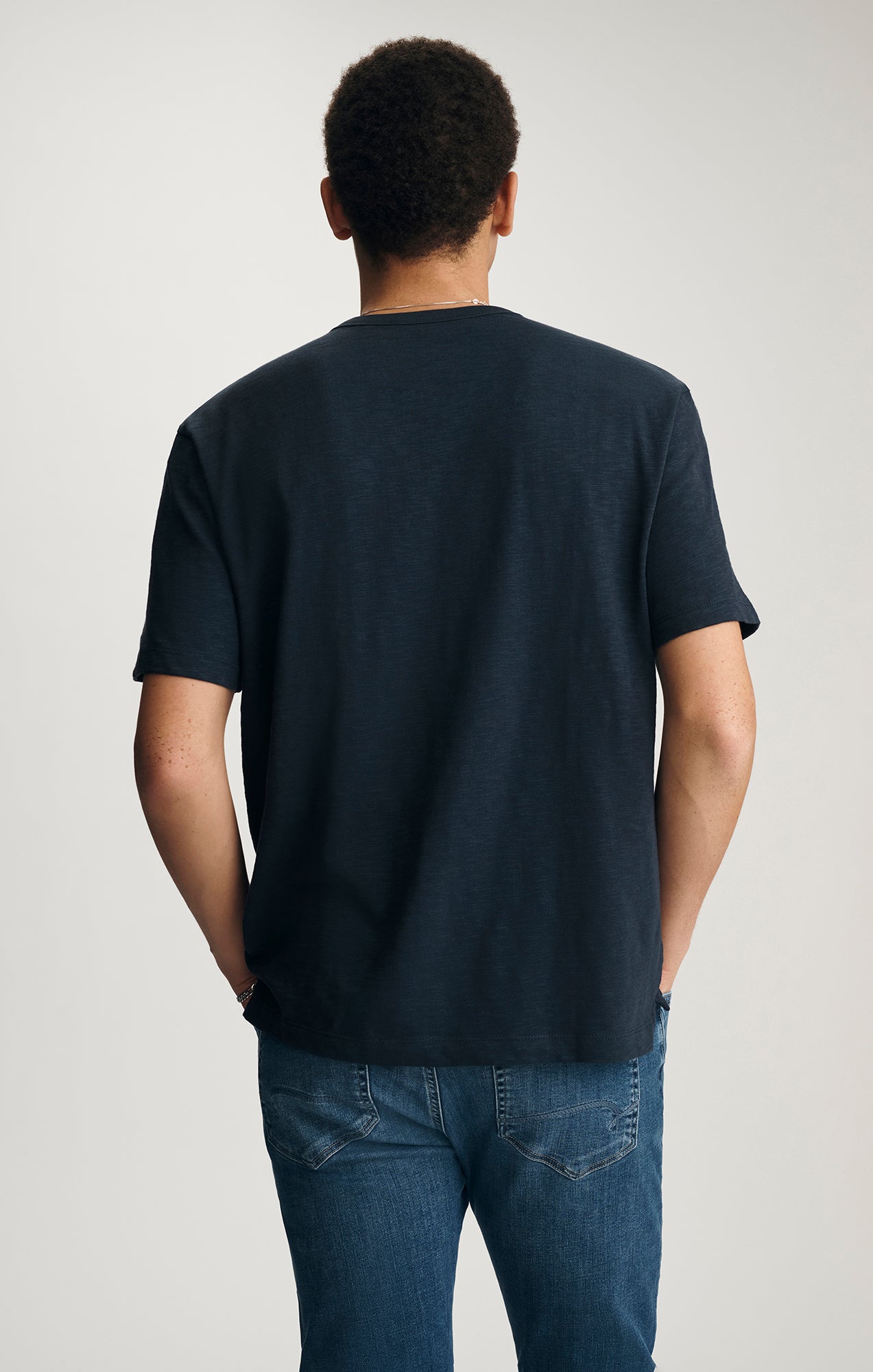 SLUB HENLEY T-SHIRT IN NAVY - Mavi Jeans