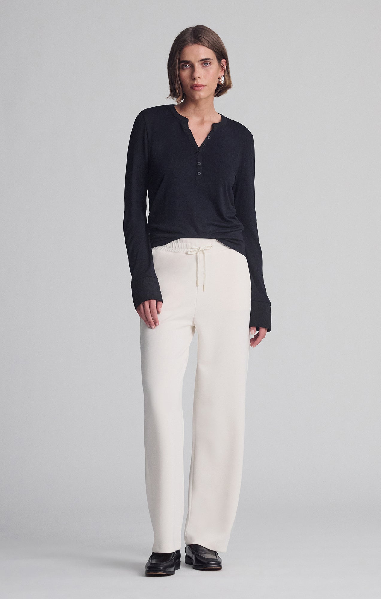LONG SLEEVE HENLEY IN BLACK - Mavi Jeans