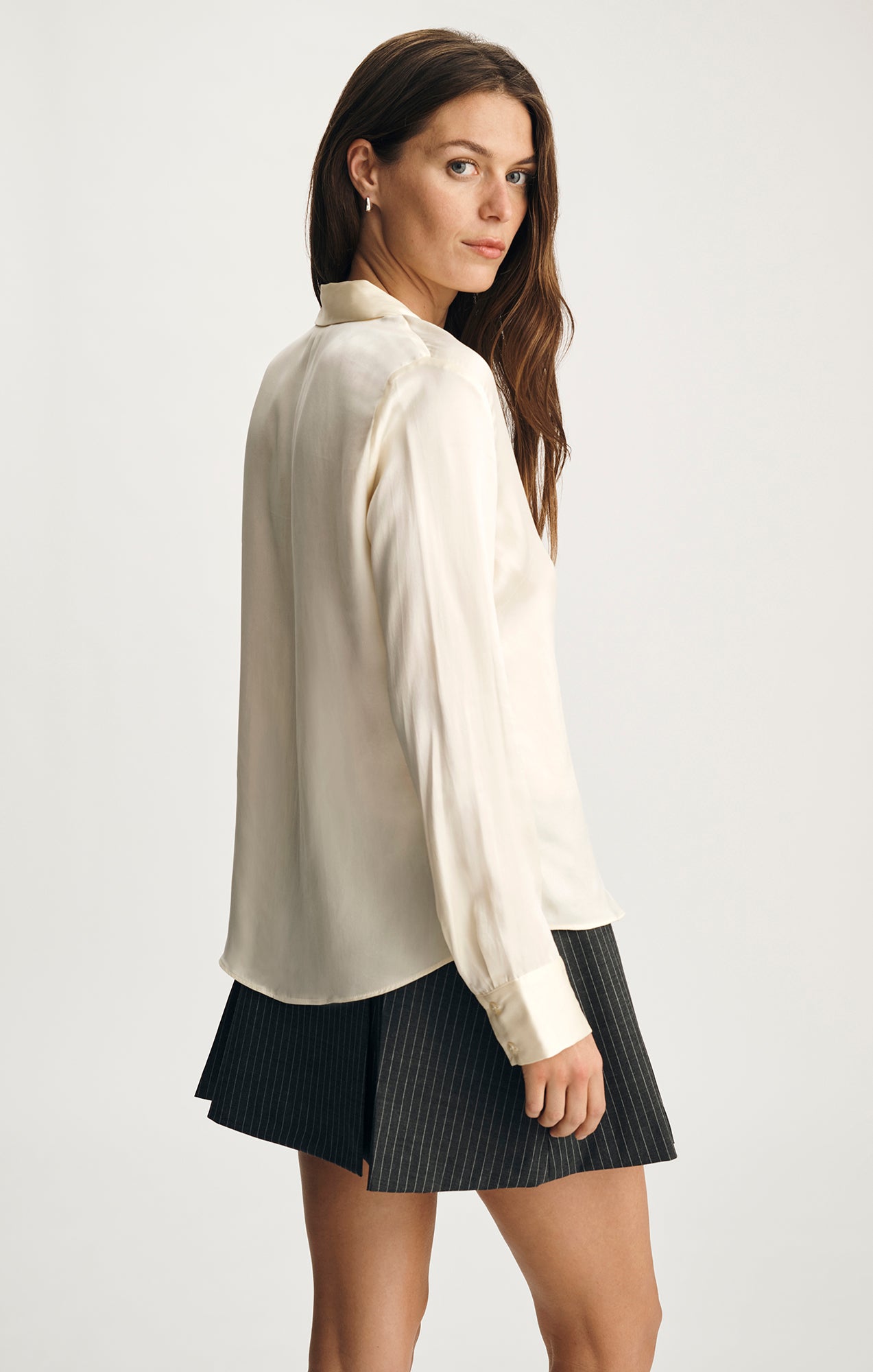 EDITION SILK BUTTON-UP SHIRT IN MARSHMALLOW
