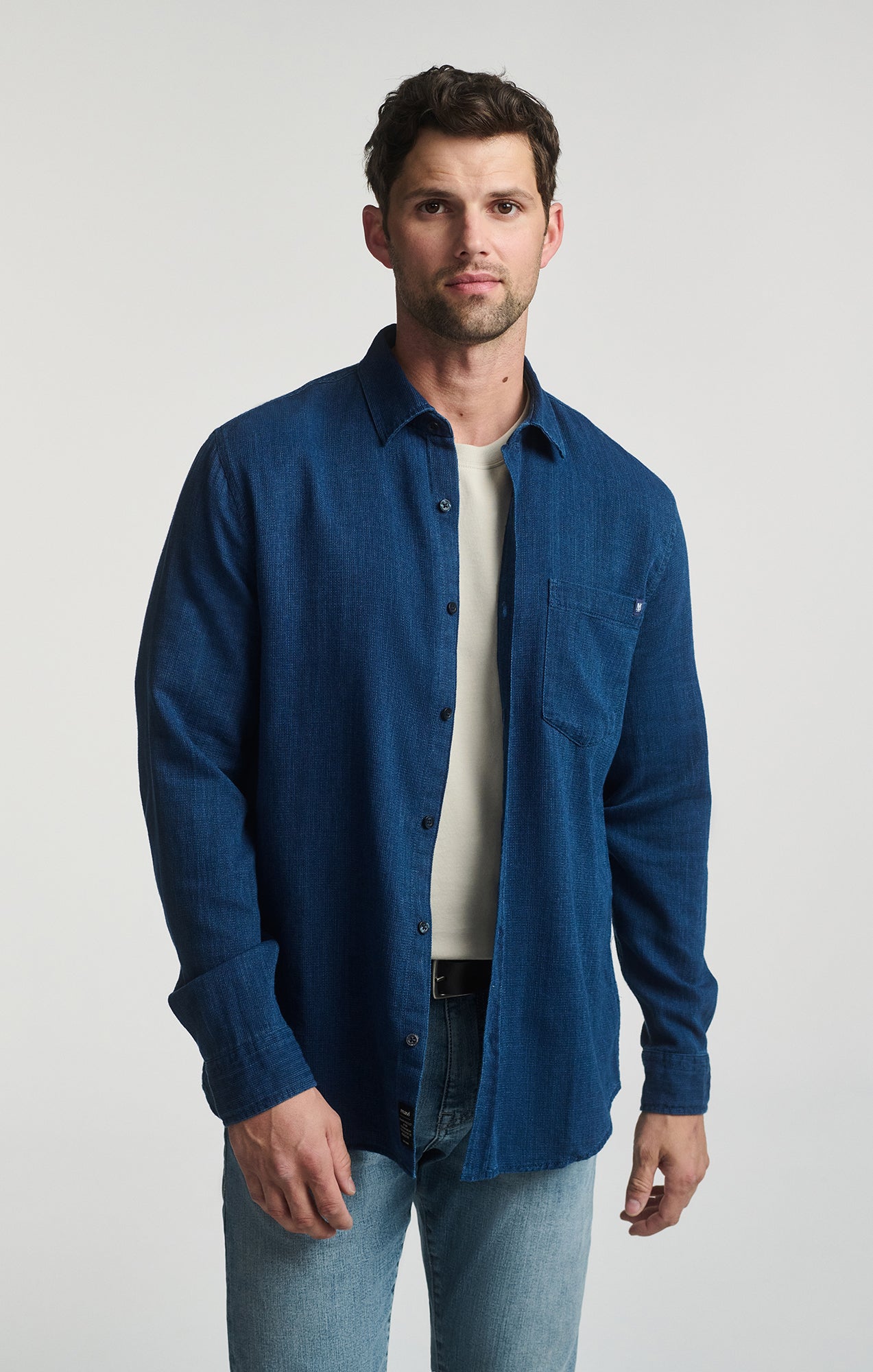 POCKET LONG SLEEVE BUTTON-UP SHIRT IN INDIGO - Mavi Jeans