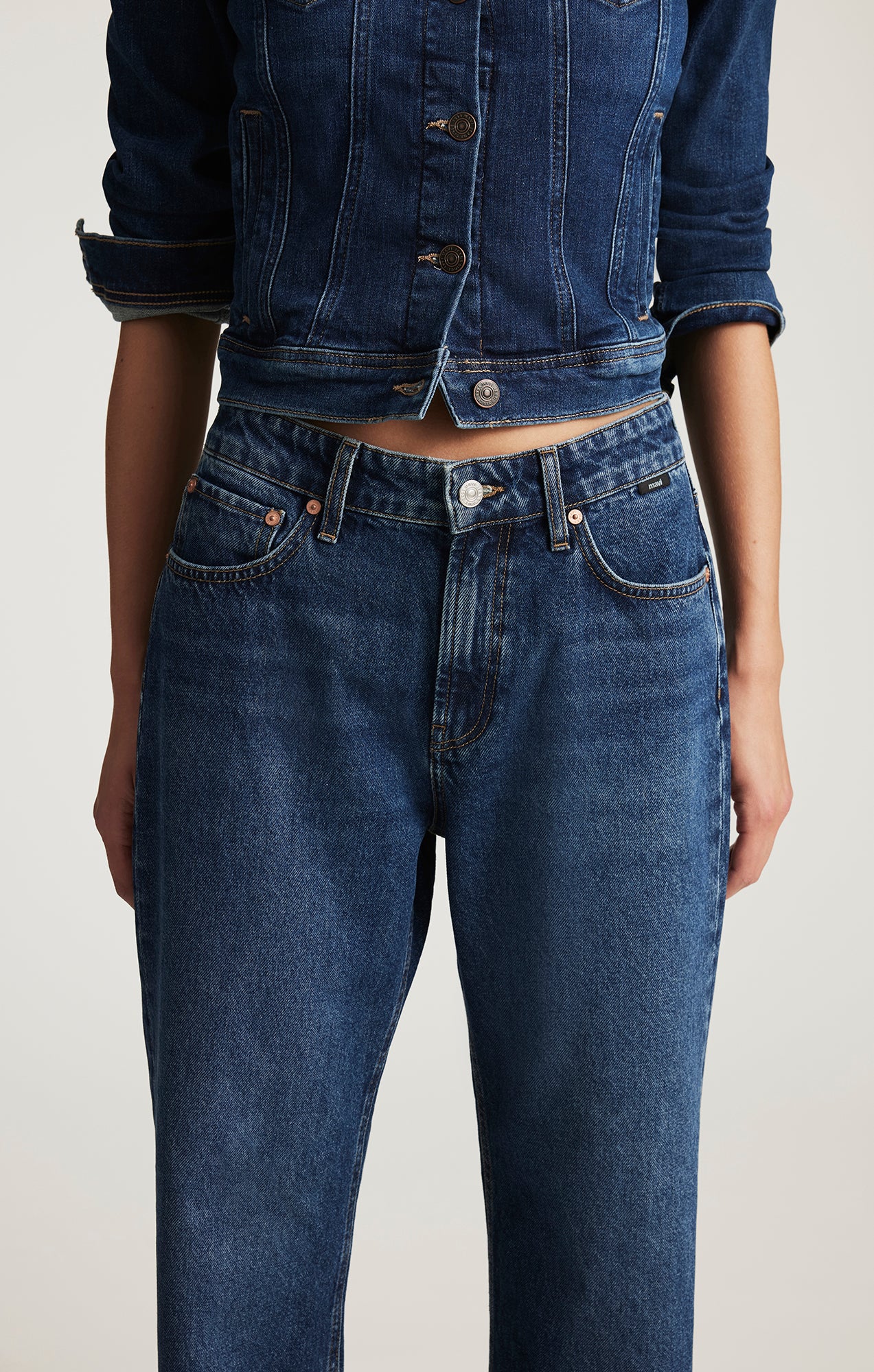 SAVANNAH STRAIGHT LEG IN DEEP BRUSHED CLASSIC DENIM - Mavi Jeans