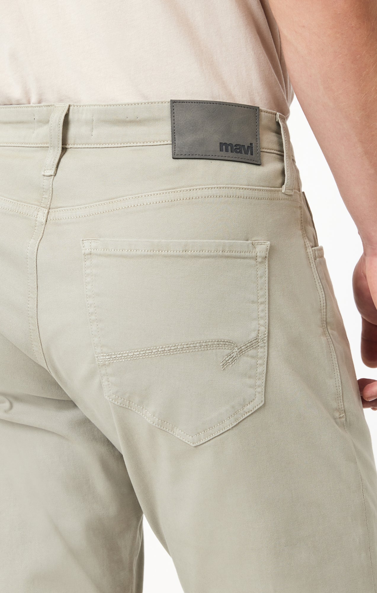 MATT RELAXED STRAIGHT LEG IN SILVER CASUAL TWILL - Mavi Jeans