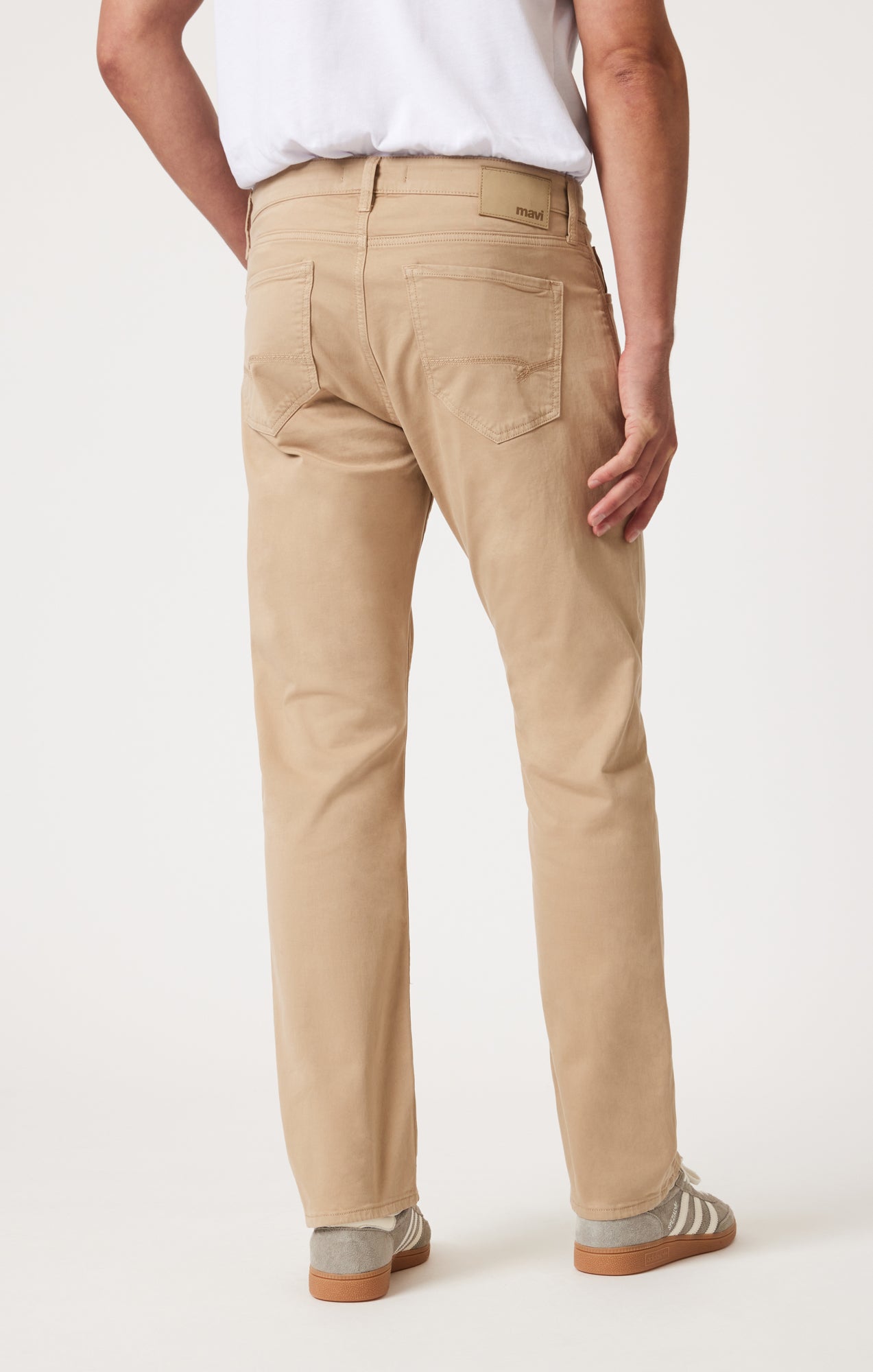 ZACH STRAIGHT LEG IN CASHEW TWILL - Mavi Jeans