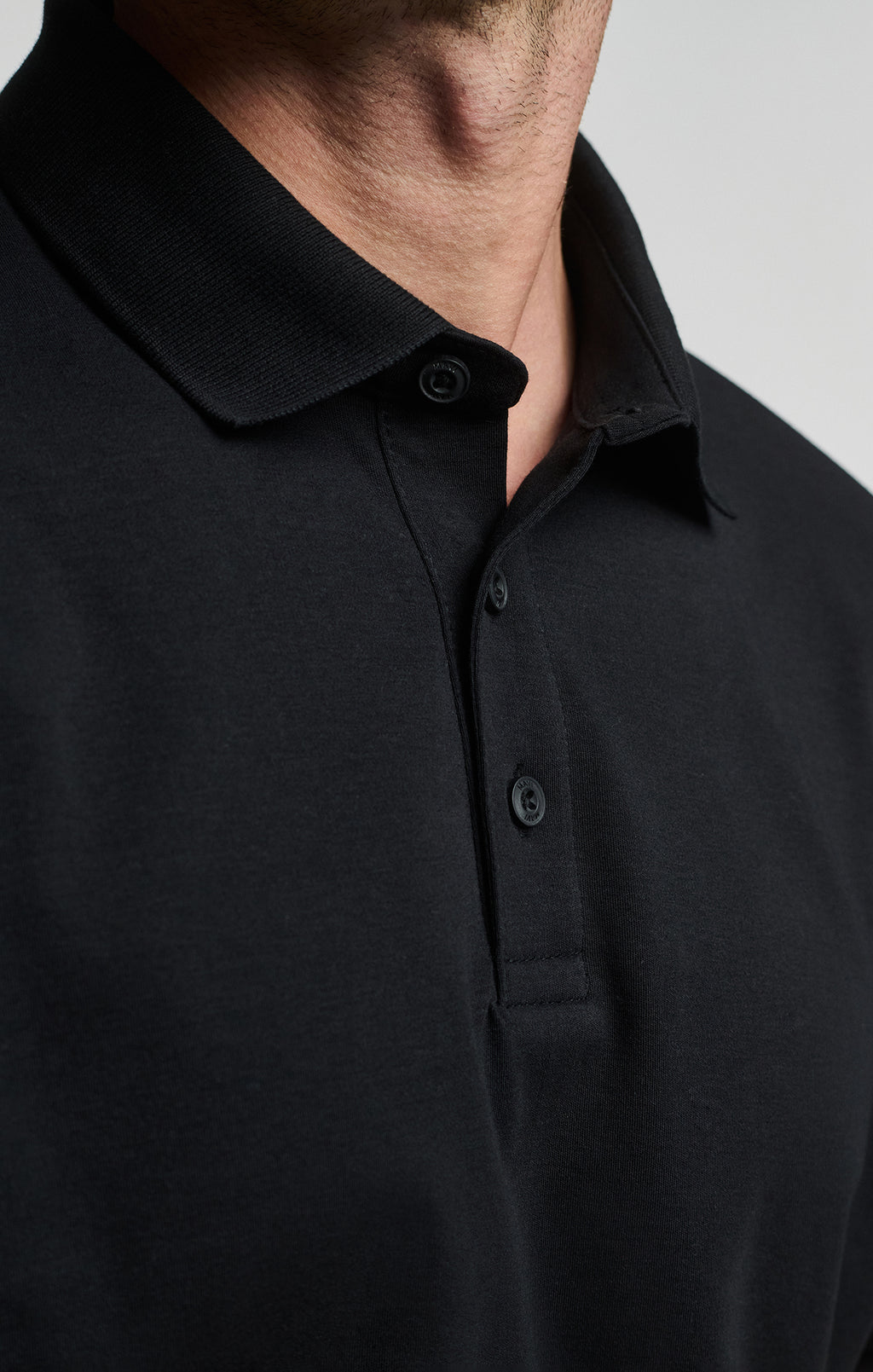 POLO SHIRT IN BLACK - Mavi Jeans