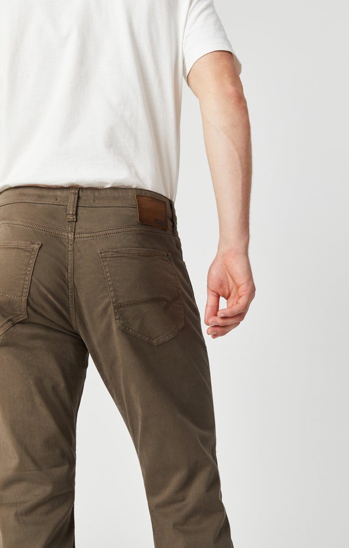 MATT RELAXED STRAIGHT LEG IN MOREL SATEEN TWILL - Mavi Jeans