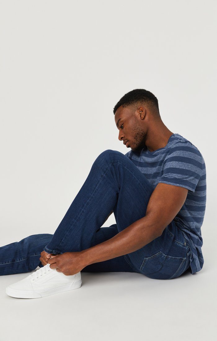 MARCUS SLIM STRAIGHT LEG IN DARK BLUE SUPERMOVE - Mavi Jeans