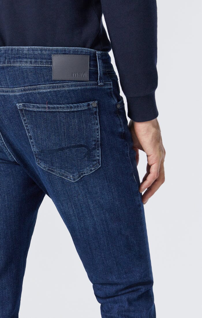 MATT RELAXED STRAIGHT LEG IN DEEP BRUSHED WILLIAMSBURG - Mavi Jeans