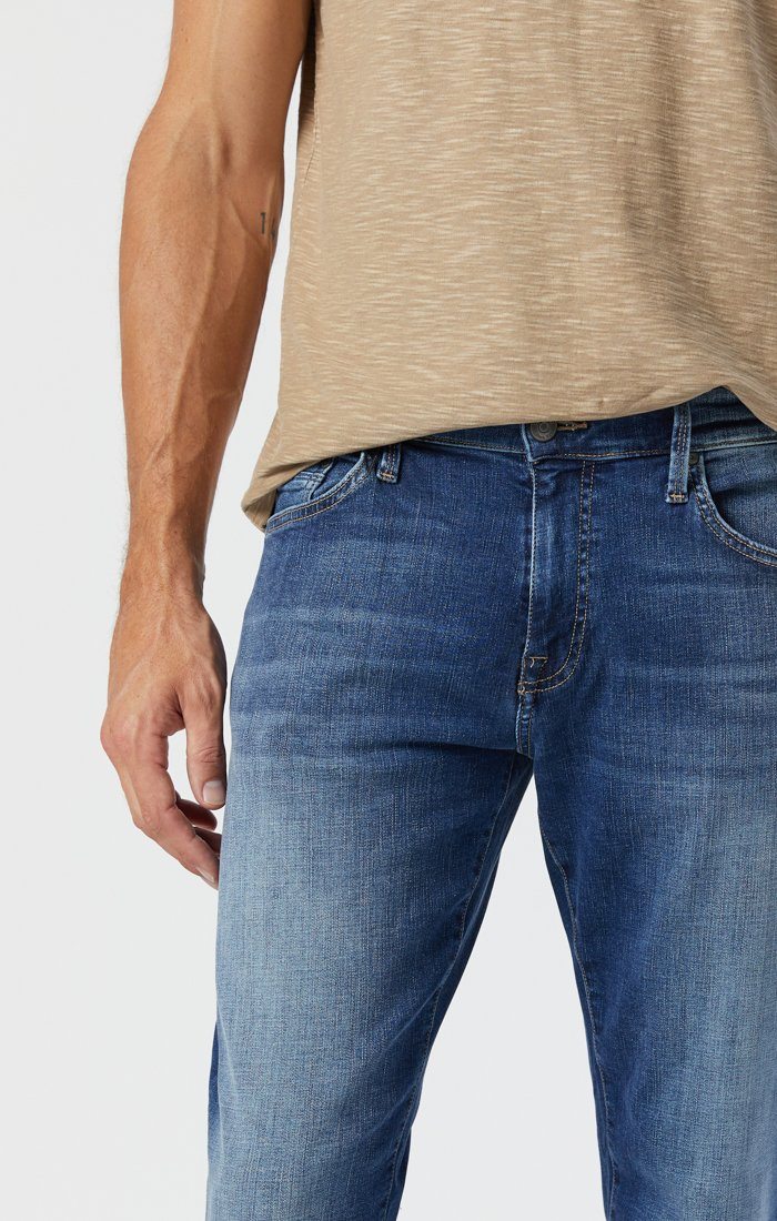 ZACH STRAIGHT LEG IN MID BRUSHED ORGANIC MOVE - Mavi Jeans