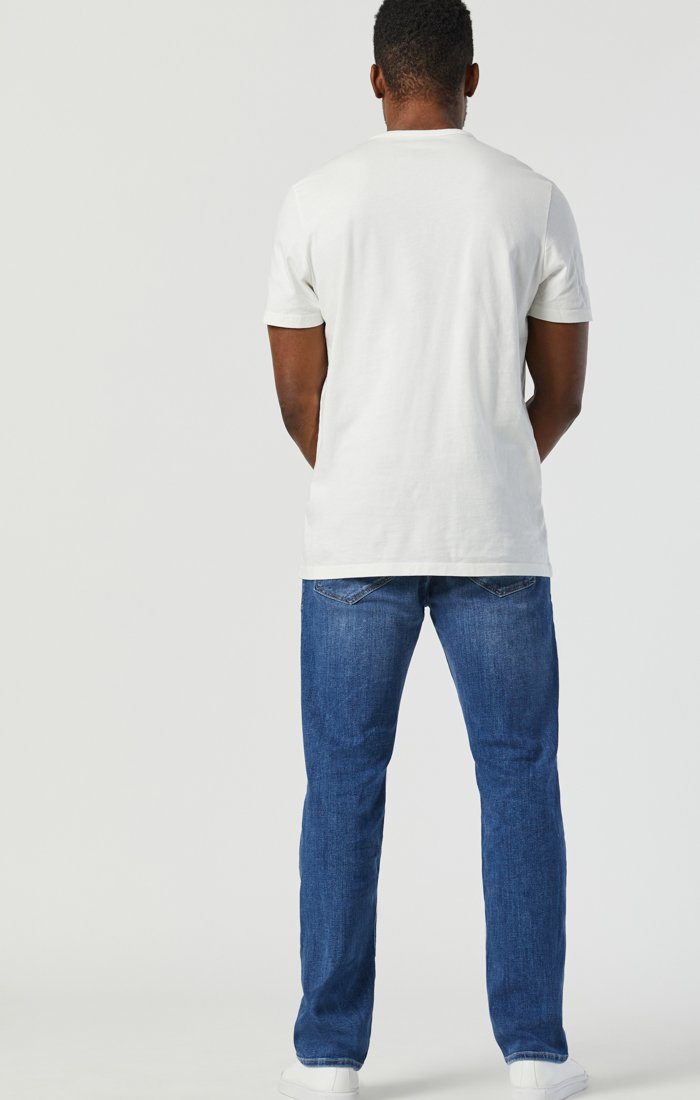 MARCUS SLIM STRAIGHT LEG JEANS IN MID FOGGY FEATHER BLUE - Mavi Jeans