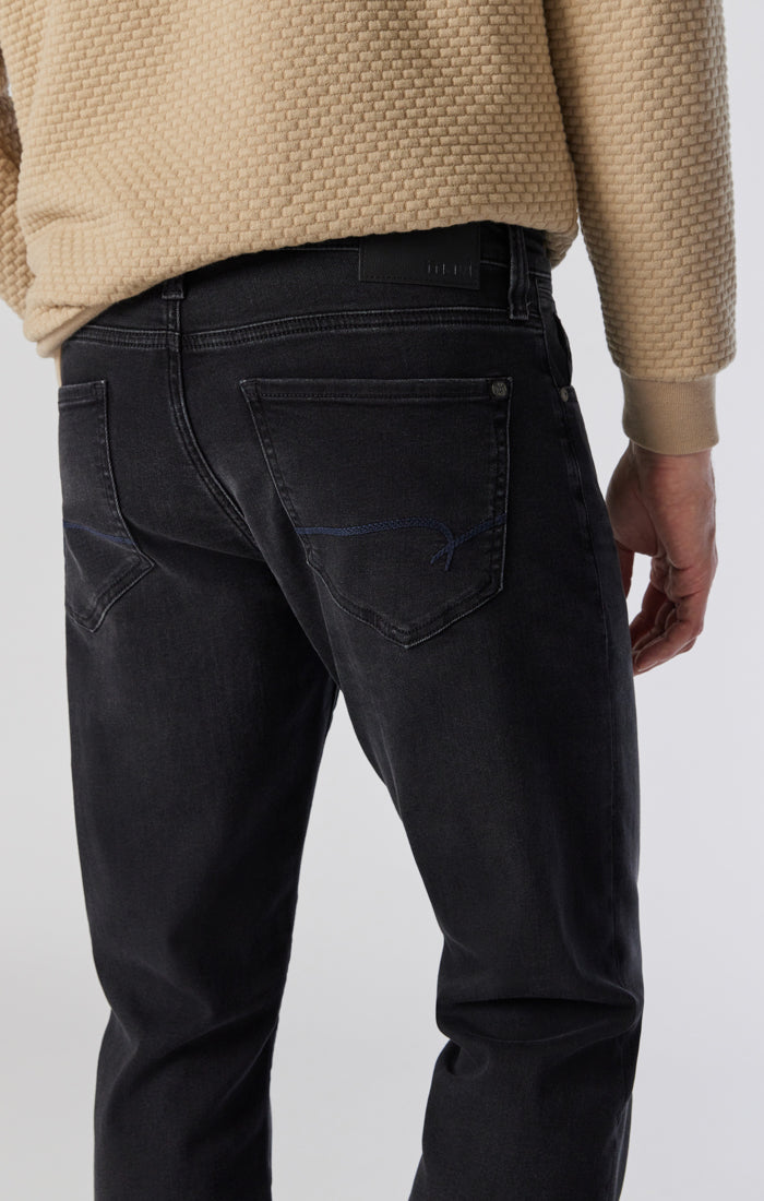 ZACH STRAIGHT LEG IN SMOKE WILLIAMSBURG - Mavi Jeans