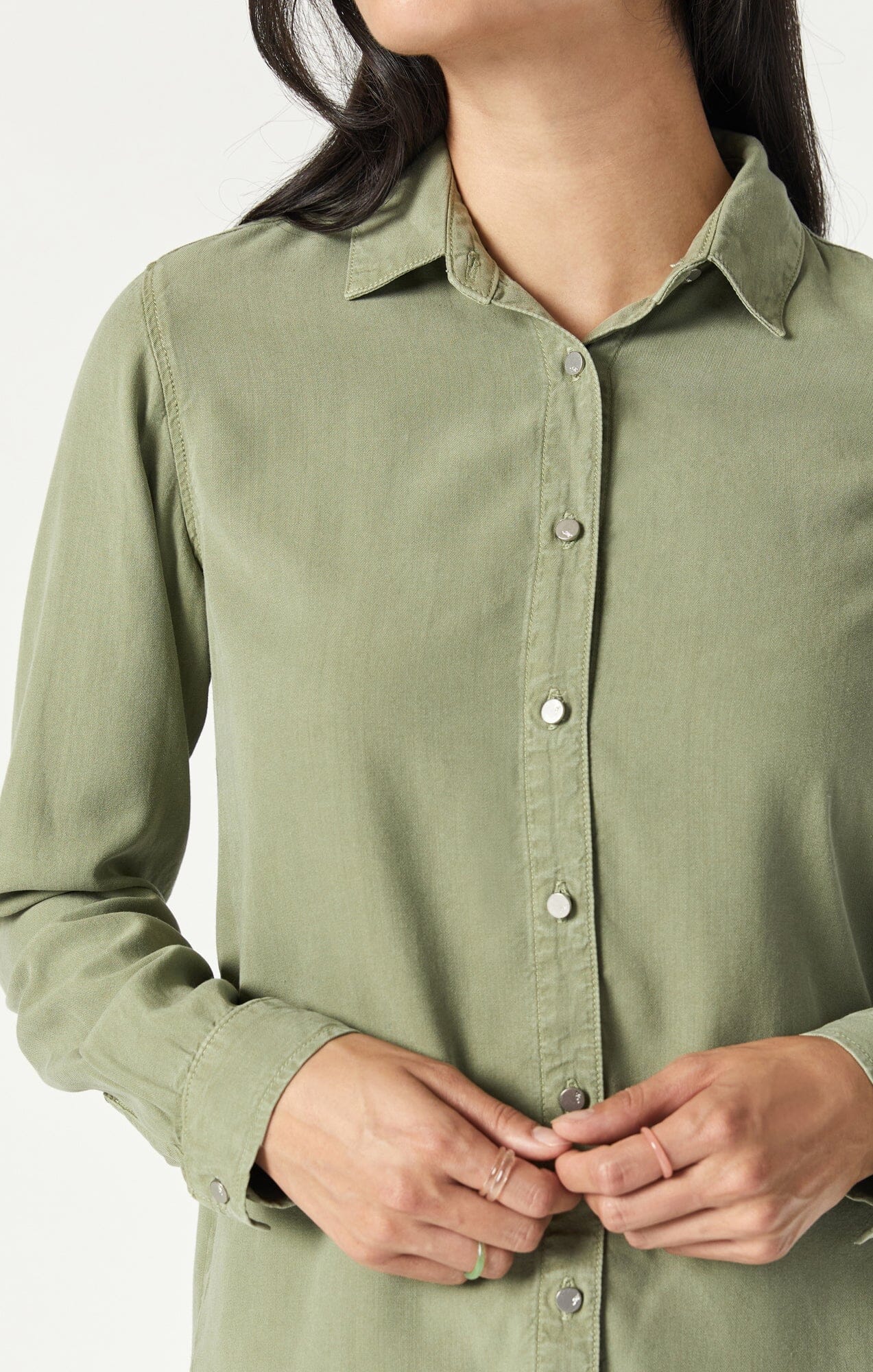 SHELBY SEMI-FITTED SHIRT IN OIL GREEN SUPERSOFT CHIC - Mavi Jeans