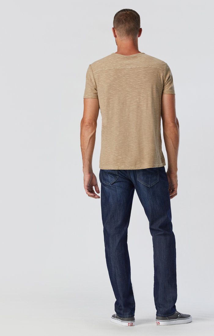 ZACH STRAIGHT LEG IN INDIGO BRUSHED MAUI - Mavi Jeans