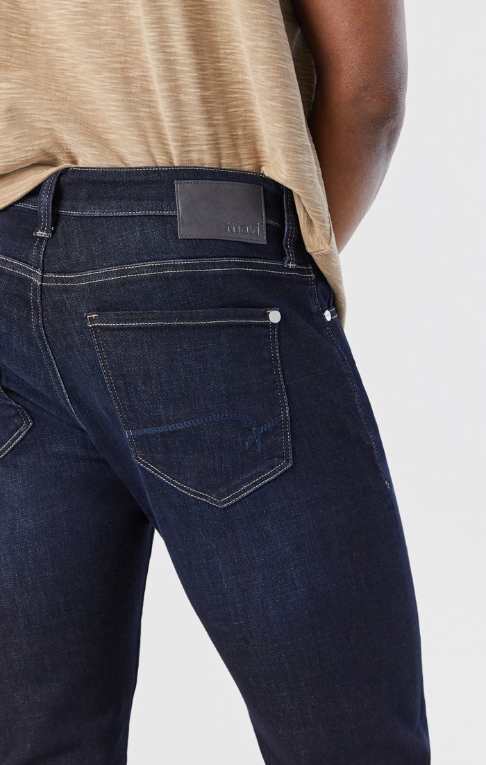 JAKE SLIM LEG IN RINSE BRUSHED FEATHER BLUE - Mavi Jeans