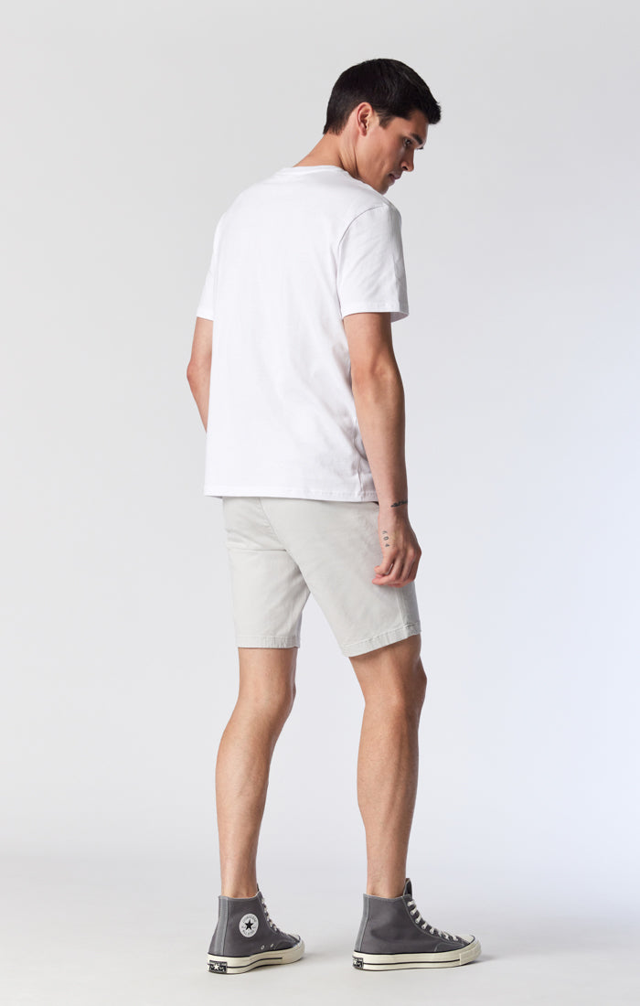 NOAH SHORTS IN OYSTER MUSHROOM TWILL - Mavi Jeans