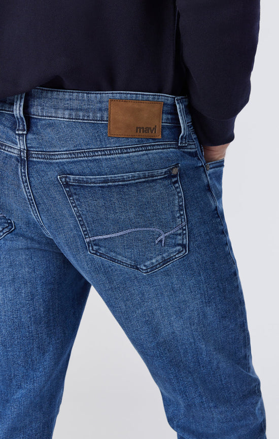 Mavi Men's Zach Straight Leg In Light Foggy Williamsburg