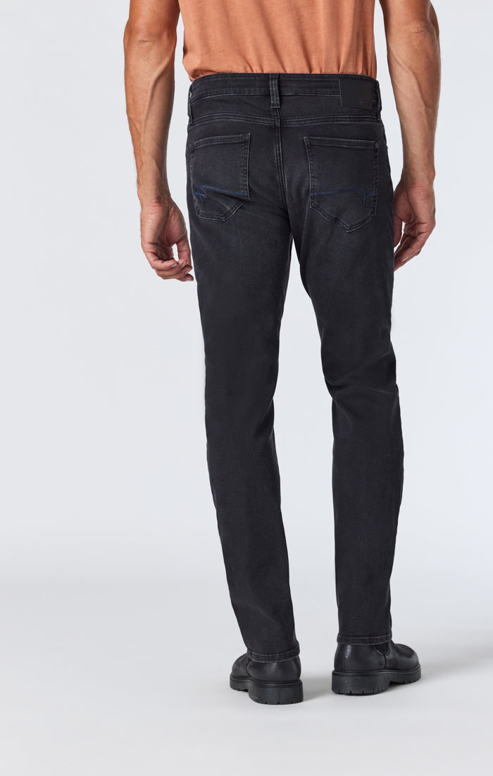 JAKE SLIM LEG IN SMOKE WILLIAMSBURG - Mavi Jeans
