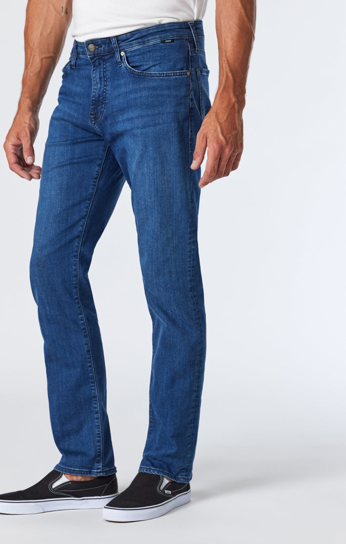 Mavi Men's Zach Straight Leg Jeans in Midnight Williamsburg