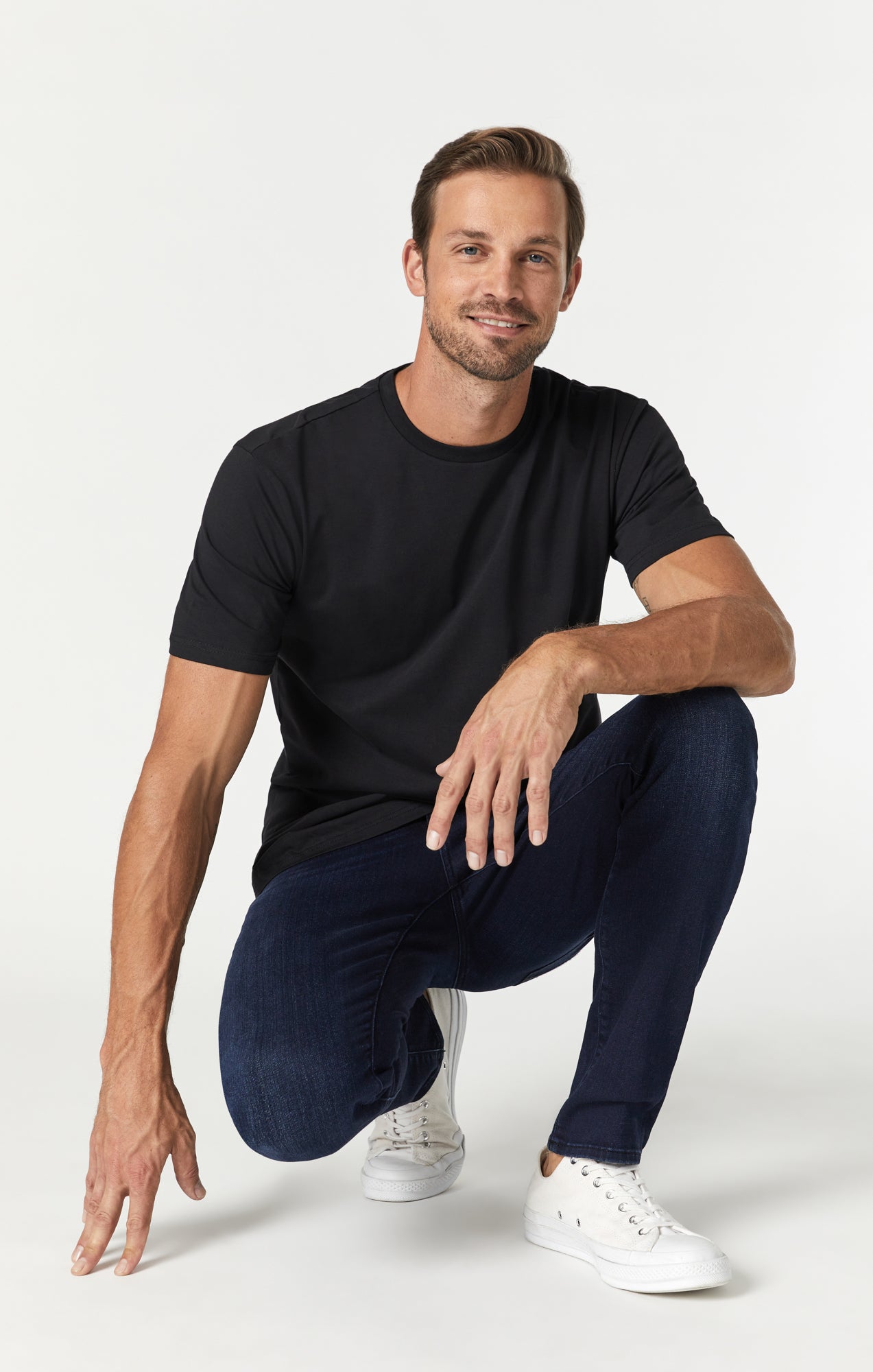 ZACH STRAIGHT LEG IN DEEP BLUE BLACK TONAL WILLIAMSBURG - Mavi Jeans