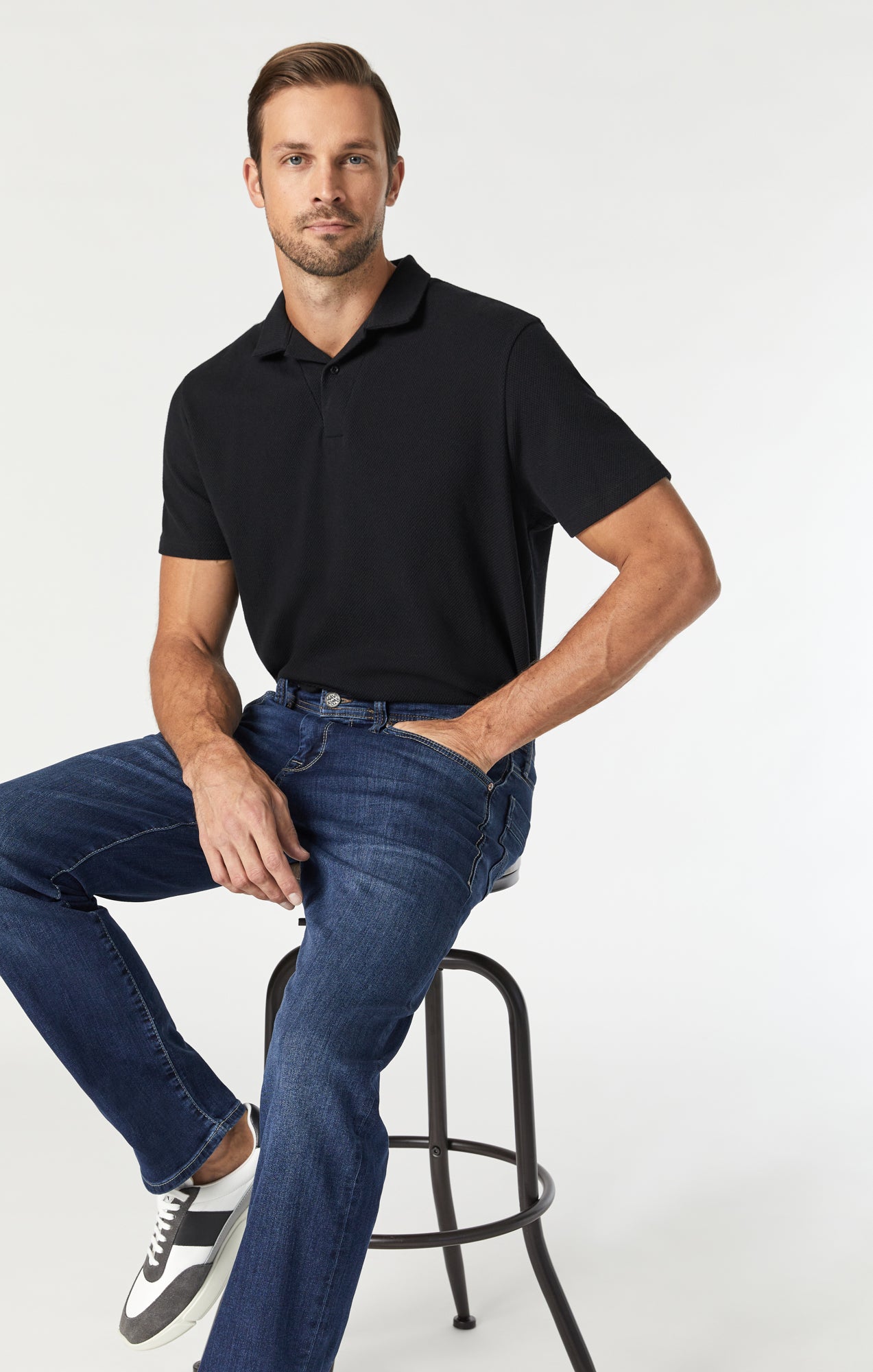 MATT RELAXED STRAIGHT LEG IN MID INDIGO COOPER - Mavi Jeans