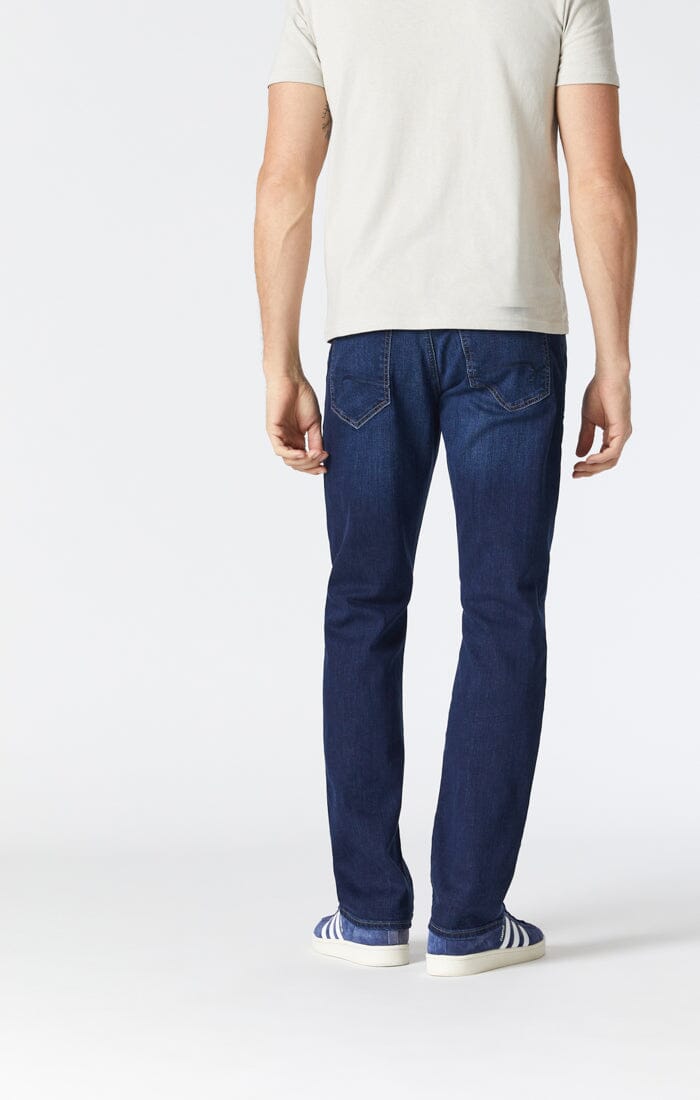 ZACH STRAIGHT LEG IN DEEP BRUSHED WILLIAMSBURG - Mavi Jeans