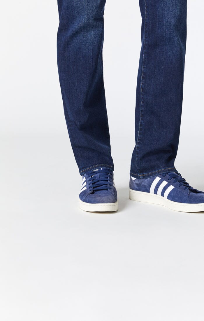 ZACH STRAIGHT LEG IN DEEP BRUSHED WILLIAMSBURG - Mavi Jeans