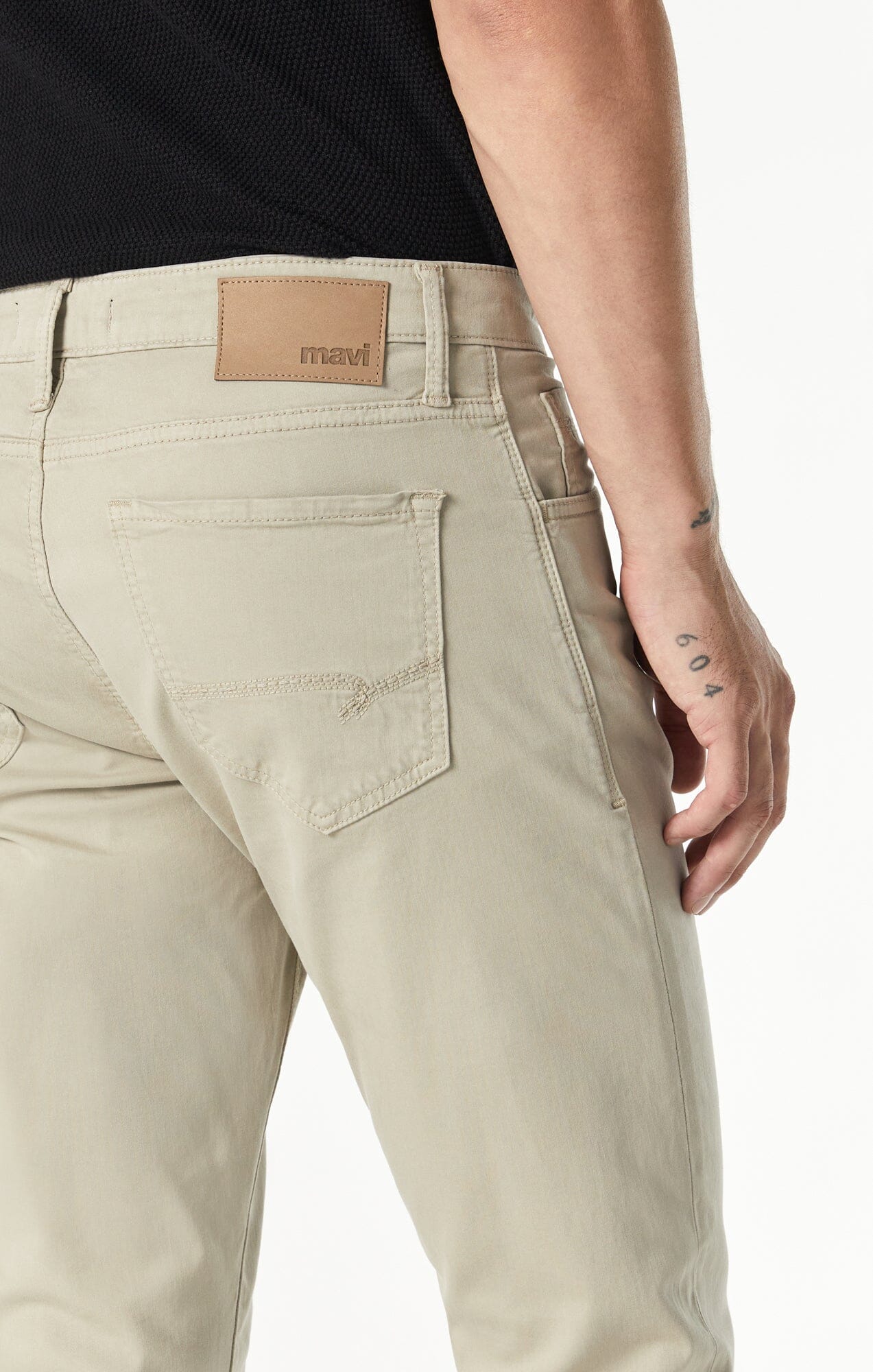 ZACH STRAIGHT LEG IN ALUMINUM TWILL - Mavi Jeans