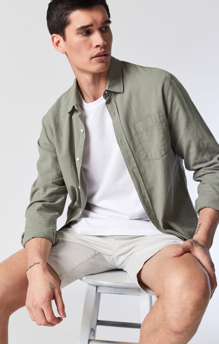 NOAH SHORTS IN OYSTER MUSHROOM TWILL - Mavi Jeans