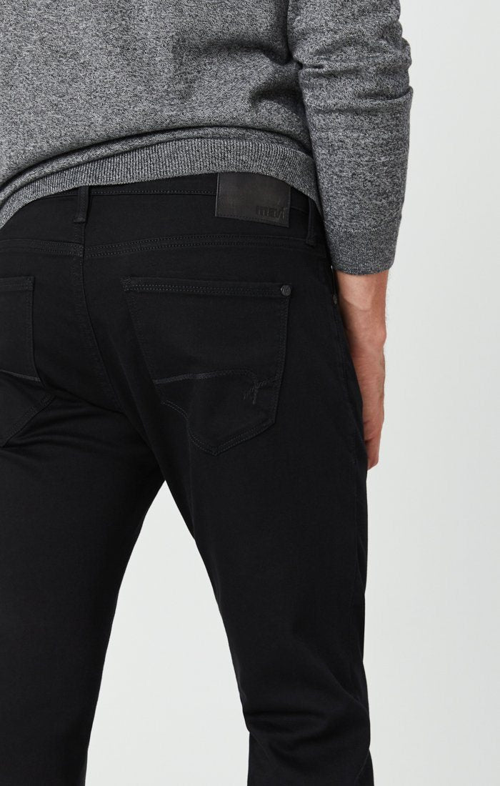 JAKE SLIM LEG JEANS IN DOUBLE BLACK SUPERMOVE - Mavi Jeans