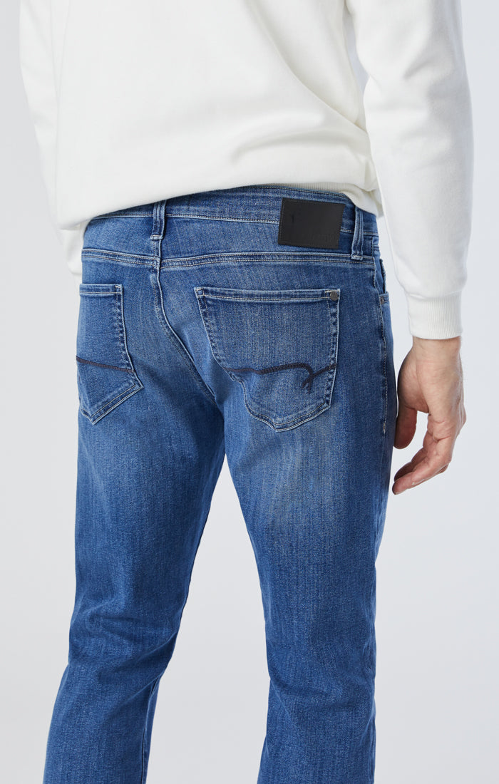 MATT RELAXED STRAIGHT LEG IN BRUSHED WILLIAMSBURG - Mavi Jeans