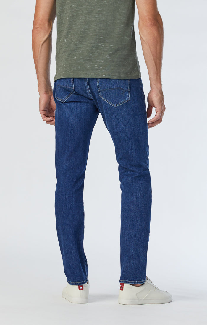JAKE SLIM LEG JEANS IN INDIGO BRUSHED WILLIAMSBURG - Mavi Jeans