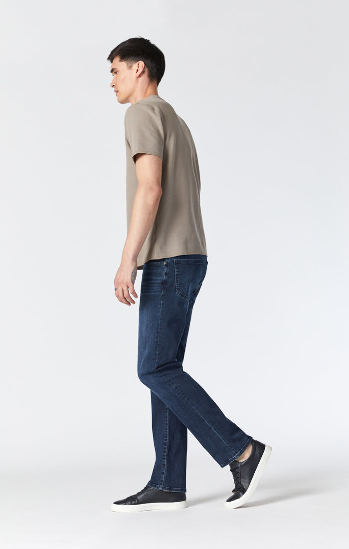 ZACH STRAIGHT LEG IN MID TONAL INK WILLIAMSBURG - Mavi Jeans