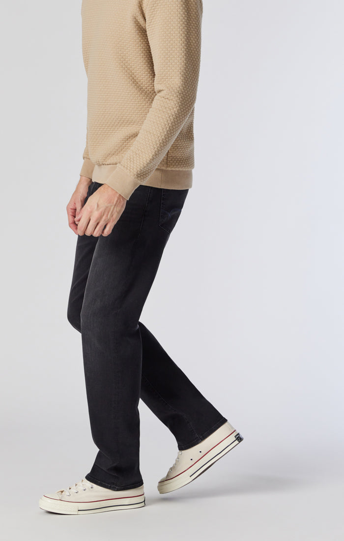 ZACH STRAIGHT LEG IN SMOKE WILLIAMSBURG - Mavi Jeans